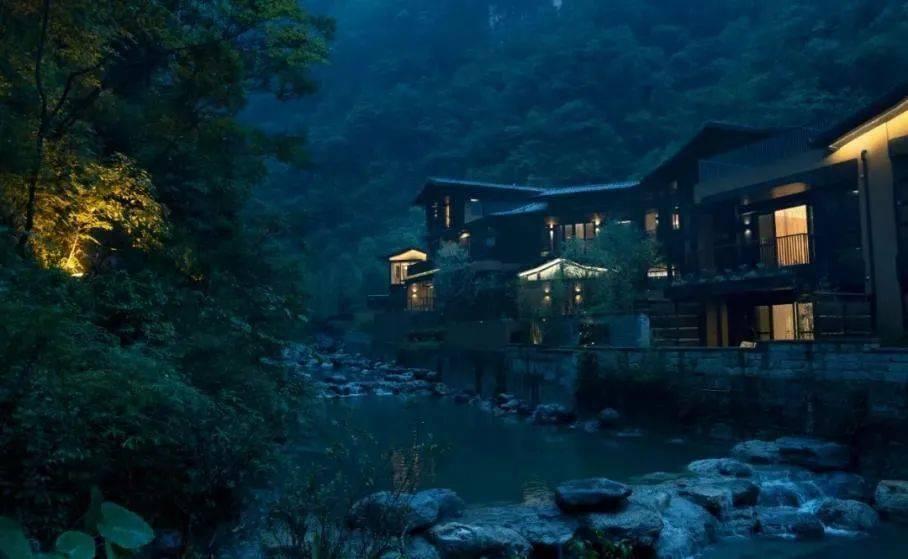 消逝的光芒：信徒