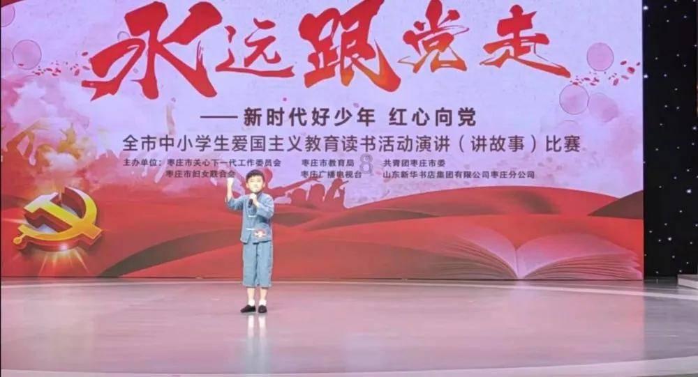 热搜丨刘涛的烤瓷牙变成蓝牙了，姐别整了，你本来就很好看的！